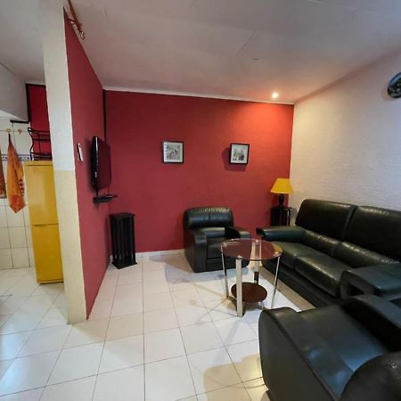 Homestay Studio Yaoundé Dış mekan fotoğraf