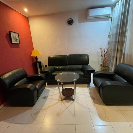 Homestay Studio Yaoundé Dış mekan fotoğraf