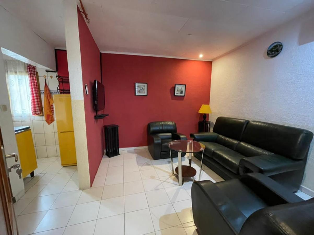 Homestay Studio Yaoundé Dış mekan fotoğraf