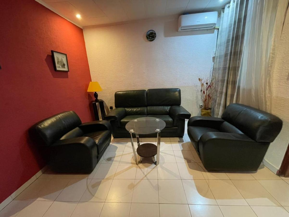 Homestay Studio Yaoundé Dış mekan fotoğraf